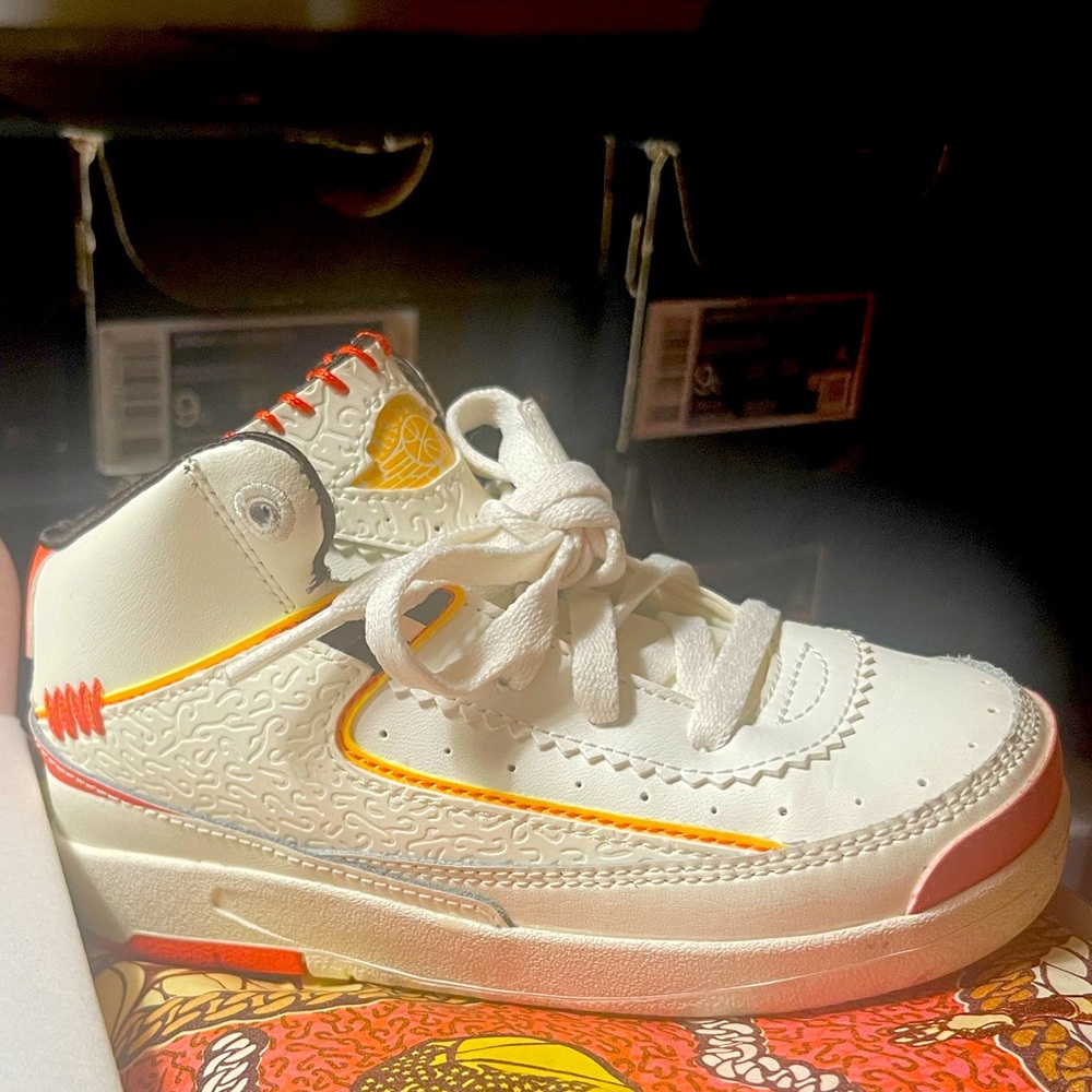 Toddler shoes